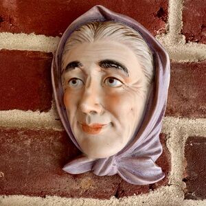 Antique Lefton #5233 50’s German Woman Chalkware Head Wall Hanging Plaque Tag